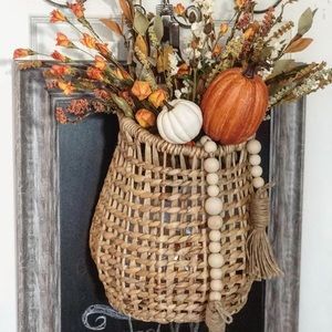 Threshold hanging basket